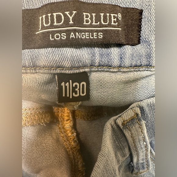 Judy Blue Jeans Denim Mid Rise Skinny Fit Light Blue - Picture 4 of 6
